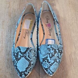 Penny Loves Kenny- Blue Snake Skin Flats. Size 6.5
